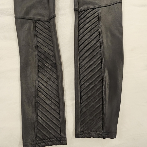 Spanx Black Faux Leather Moto Leggings MEDIUM - Picture 12 of 13